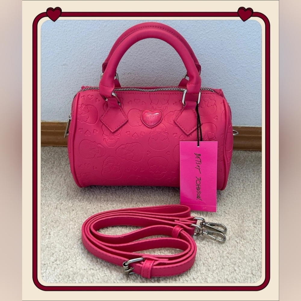 Like New Betsey Johnson crossbody hot pink bag